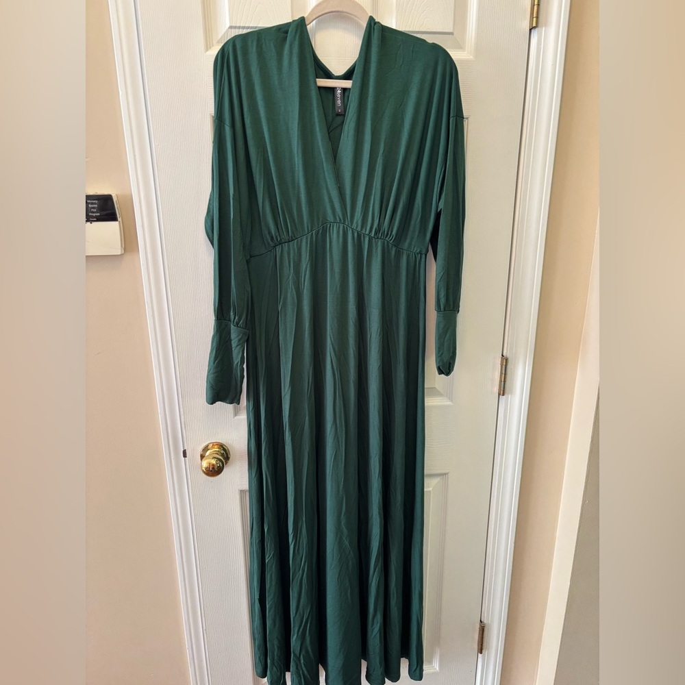 24Seven Comfort Apparel Women’s Long Sleeve Green Maxi Dress Size 1X BNWT